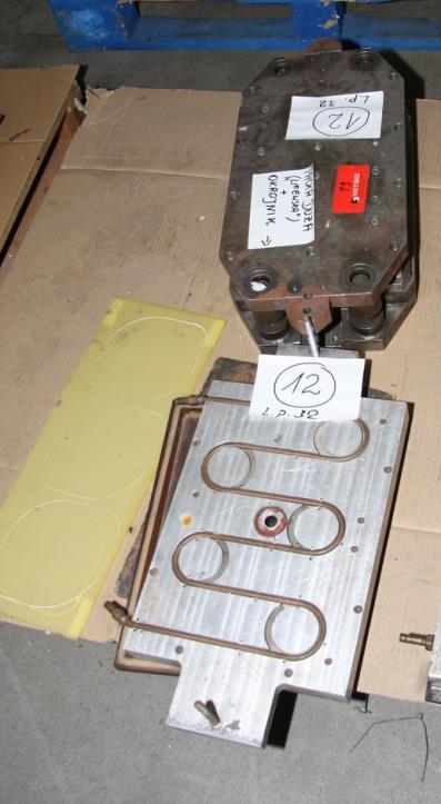 Plastic processing machines for plastic dishes-1